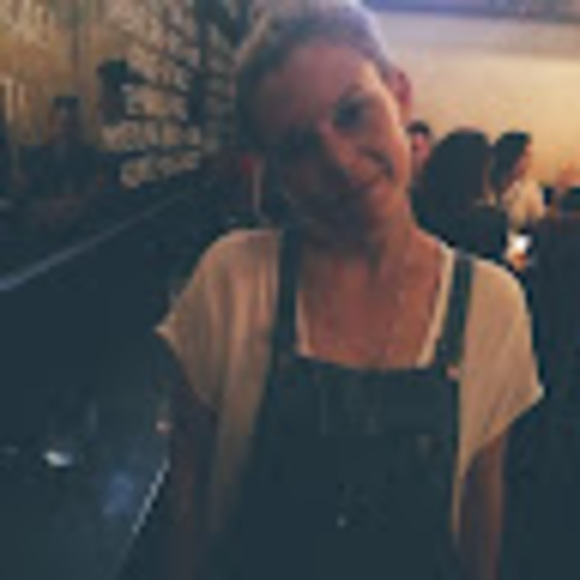 Meet your Posher, Savanna - Picture 1 of 1